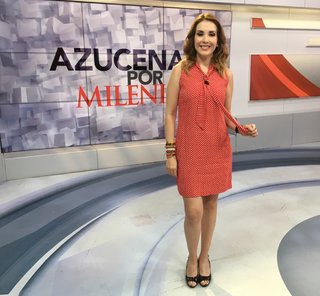 Azucena Uresti feet photo 9