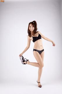Azusa Yamamoto feet photo 3