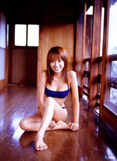 Azusa Yamamoto feet photo 3