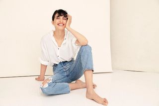 Azza Slimene feet photo 17
