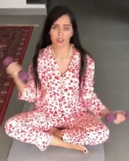 Azza Zaarour feet photo 17