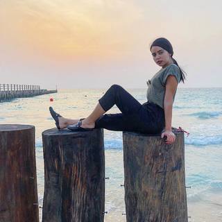 Azza Zaarour feet photo 13