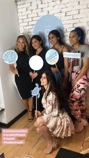 Azzyland feet photo thumbnail