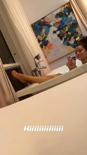 Azzyland feet photo thumbnail