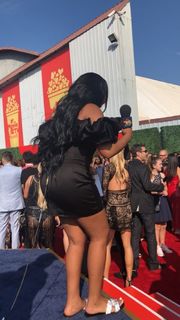 B. Simone feet photo thumbnail