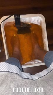 B. Simone feet photo thumbnail