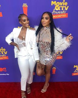 B. Simone feet photo thumbnail