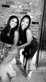 B. Simone feet photo thumbnail