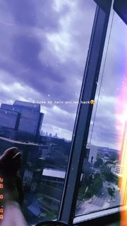 B. Simone feet photo thumbnail