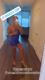 B. Simone feet photo thumbnail