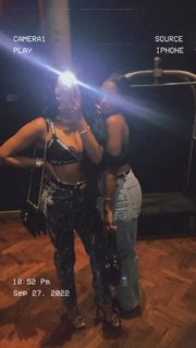 B. Simone feet photo thumbnail