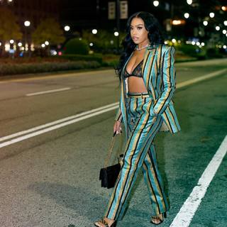 B. Simone feet photo thumbnail