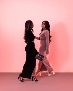 B. Simone feet photo thumbnail