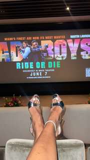 B. Simone feet photo thumbnail