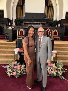 B. Simone feet photo thumbnail