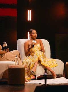 B. Simone feet photo thumbnail