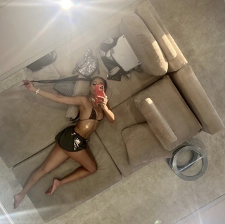 BIA feet photo 14