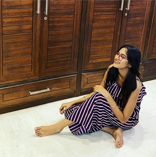 Baani Sandhu feet photo 5