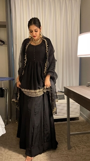 Baani Sandhu feet photo 8