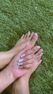 Baani Sandhu feet photo 14