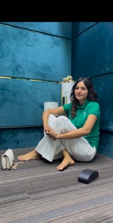 Baani Sandhu feet photo 18