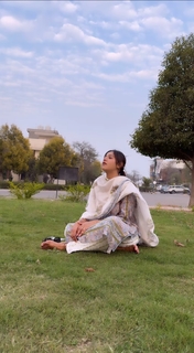 Baani Sandhu feet photo 17