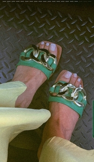 Baani Sandhu feet photo 11