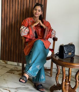 Baani Sandhu feet photo 7