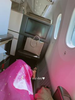 Baani Sandhu feet photo 6