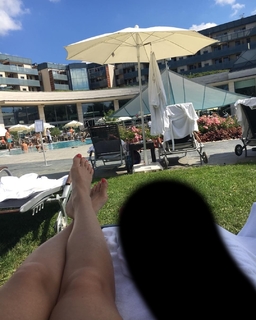 Babett Köllõ feet photo 15