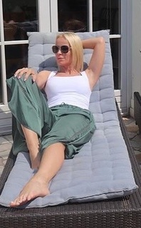 Babett Köllõ feet photo 12