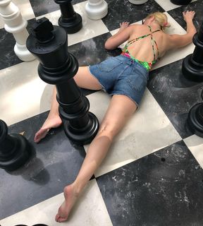 Babett Köllõ feet photo 9