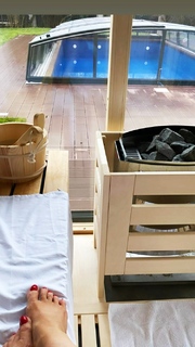 Babett Köllõ feet photo 5