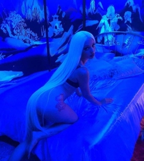 Bad Gyal feet photo thumbnail