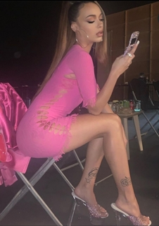 Bad Gyal feet photo thumbnail