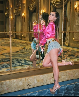 Bad Gyal feet photo thumbnail