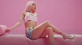 Bad Gyal feet photo thumbnail