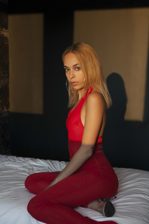 Bad Gyal feet photo thumbnail