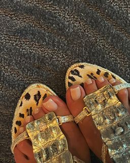 Bad Gyal feet photo thumbnail