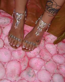 Bad Gyal feet photo thumbnail