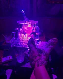 Bad Gyal feet photo thumbnail