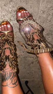 Bad Gyal feet photo thumbnail