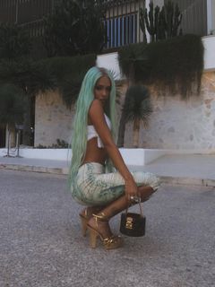 Bad Gyal feet photo thumbnail