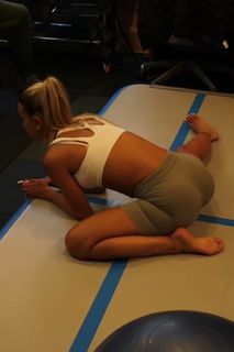Bad Gyal feet photo 6