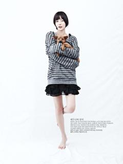 Bae Doona feet photo thumbnail