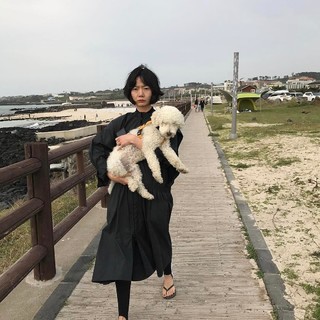 Bae Doona feet photo thumbnail