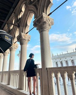 Bae Doona feet photo thumbnail