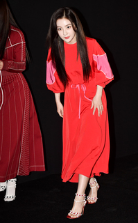 Bae Joo-hyun feet photo thumbnail