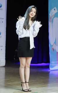 Bae Joo-hyun feet photo thumbnail