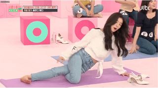 Bae Joo-hyun feet photo thumbnail